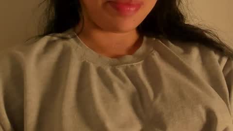 Snapshot of petitgirl_ chatting on 09.27.25 J A S S online show from 09.27.25