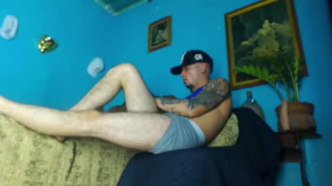 Snapshot of phlilloyhighclouds chatting on 01.25.25 phlilloyhighclouds online show from 01.25.25