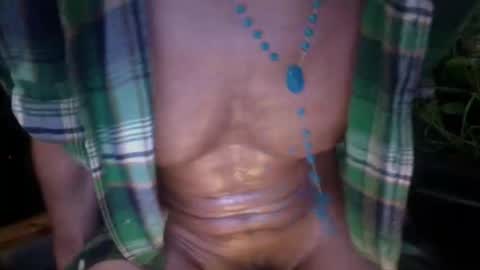 Snapshot of pict8kr chatting on 12.12.24 BEDBULL online show from 12.12.24