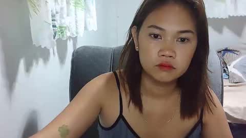 Snapshot of pinayligaya22 chatting on 09.22.25 JOY online show from 09.22.25