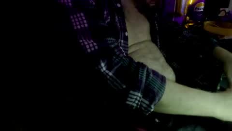 Snapshot of pincoffin chatting on 03.12.25 Pincoffin online show from 03.12.25