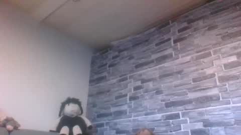 Snapshot of pinholder chatting on 11.02.25 Michael online show from 11.02.25