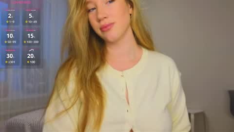 Snapshot of pink_rosee_ chatting on 12.03.24 online show from 12.03.24