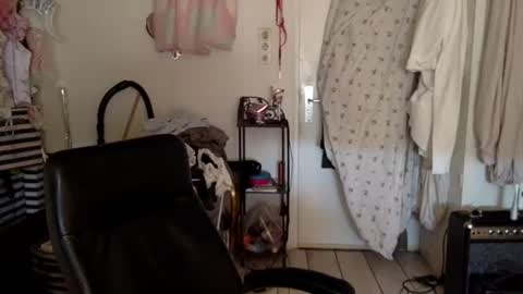 Snapshot of pinkfag chatting on 03.04.25 pinkfag online show from 03.04.25