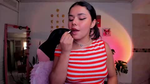 Snapshot of pinkpantherr_ chatting on 09.28.25 Sarah .. online show from 09.28.25