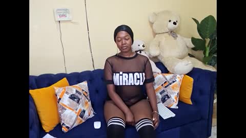 Snapshot of pinkysmiles chatting on 12.12.24 Pinky online show from 12.12.24