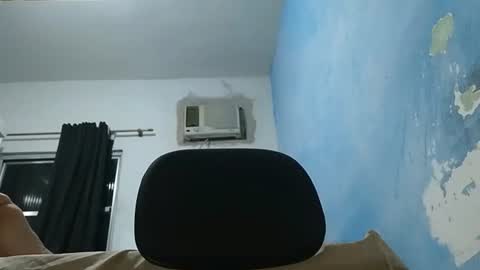 Snapshot of pirubr21c chatting on 01.12.25 Mulato Carioca online show from 01.12.25