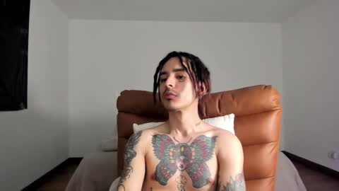 Snapshot of playboi_carti01 chatting on 09.11.25 Carti online show from 09.11.25