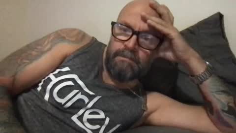 Snapshot of pleasesitonmycock chatting on 01.29.25 PleaseSitOnMyCock online show from 01.29.25