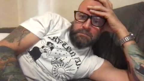 Snapshot of pleasesitonmycock chatting on 02.28.25 PleaseSitOnMyCock online show from 02.28.25