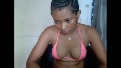 Snapshot of plumnjuicyx chatting on 02.12.25 plumnjuicyx online show from 02.12.25