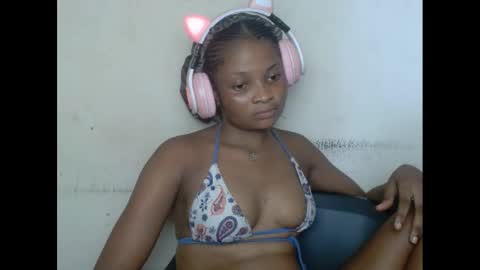 Snapshot of plumnjuicyx chatting on 03.01.25 plumnjuicyx online show from 03.01.25