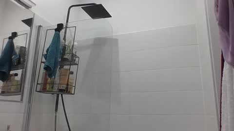 Snapshot of polish2000 chatting on 12.31.24 Polish Boy online show from 12.31.24