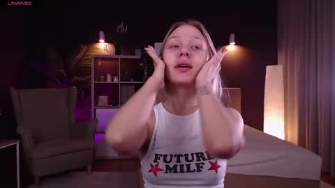 Snapshot of pooja_hegde chatting on 10.07.25 Eva online show from 10.07.25