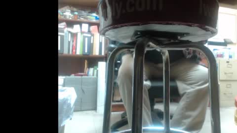 Snapshot of popstarbiker chatting on 02.05.25 Pop online show from 02.05.25