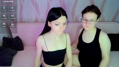 Snapshot of pornostendup chatting on 02.21.25 Ana and Tati online show from 02.21.25