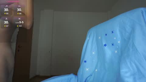 Snapshot of pornxxxcouple chatting on 10.13.25    online show from 10.13.25