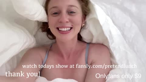 Snapshot of pretendlunch chatting on 01.26.25 Pretend online show from 01.26.25