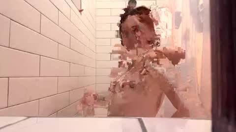 Snapshot of pretty_in_p1nk chatting on 01.30.25 Sophie online show from 01.30.25