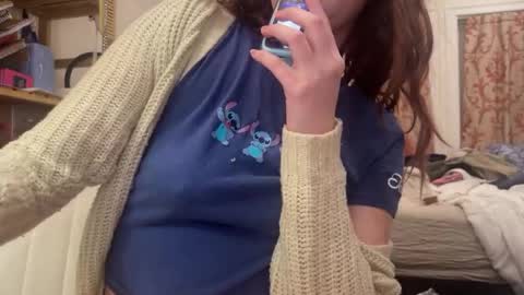 Snapshot of pretty_in_p1nk chatting on 02.03.25 Sophie online show from 02.03.25