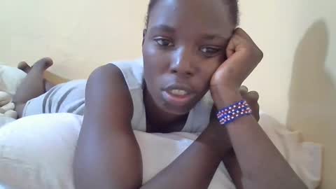 pretty_petite_ebony online show from 03.03.25