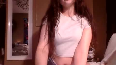 Snapshot of prettybaby22 chatting on 02.08.25 prettybaby22 online show from 02.08.25