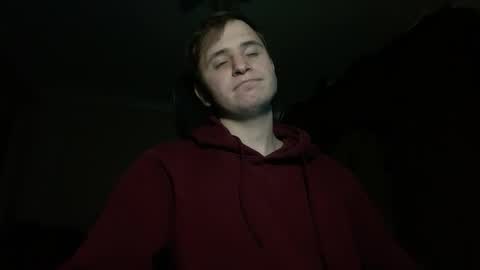 Snapshot of prettyboyhot01 chatting on 12.04.24 prettyboyhot01 online show from 12.04.24