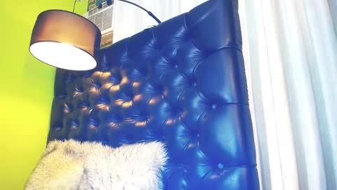 Snapshot of princess_trans chatting on 12.26.24 Maria  Im looking for a local and socal fucking guy online show from 12.26.24