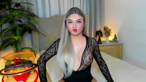 Snapshot of princesshugecumontop chatting on 09.22.25 PrincessDONT FORGET TO FOLLOW ME online show from 09.22.25