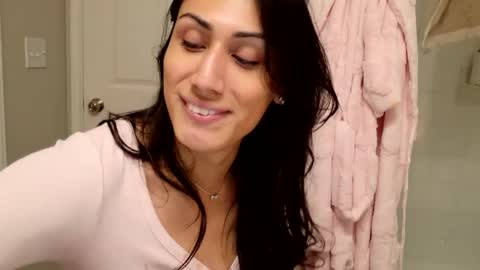 Snapshot of prinxessally chatting on 02.17.25 Prinxessally online show from 02.17.25