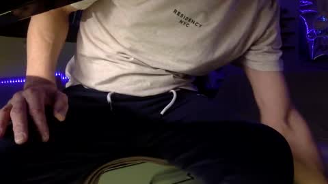 Snapshot of profnwear chatting on 01.22.25 ProfNUWear online show from 01.22.25