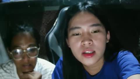 Snapshot of pure_sweetasian chatting on 09.24.25 pure_sweetasian online show from 09.24.25