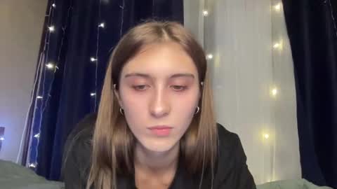 Snapshot of pussygir007 chatting on 01.04.25 pussygirl007 online show from 01.04.25