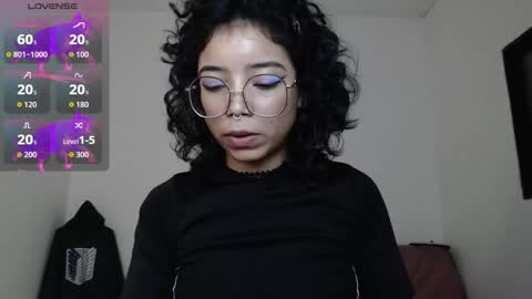 Snapshot of putakusan chatting on 10.07.25 Izumi online show from 10.07.25