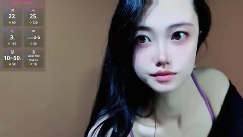 Snapshot of qiqi_1118 chatting on 10.27.25 qiqi_1118 online show from 10.27.25