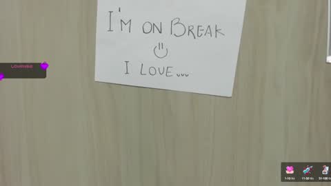 Snapshot of queen_antonella_oficial chatting on 02.05.25 QUEEN ANTONELLA online show from 02.05.25