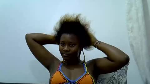 Snapshot of queen_diveer chatting on 09.25.25 queen_diveer online show from 09.25.25