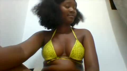 Snapshot of queen_diveer chatting on 10.09.25 queen_diveer online show from 10.09.25