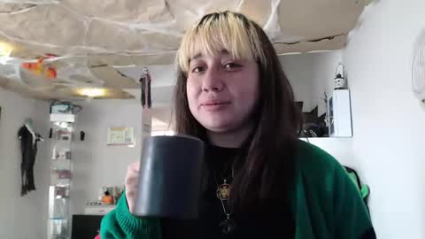 Snapshot of queen_zafiro88 chatting on 11.01.25 Zafiro ILL BROADCAST UNTIL DECEMBER Onlyfans online show from 11.01.25