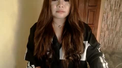 Snapshot of queenofdominant chatting on 01.12.25 kesh online show from 01.12.25