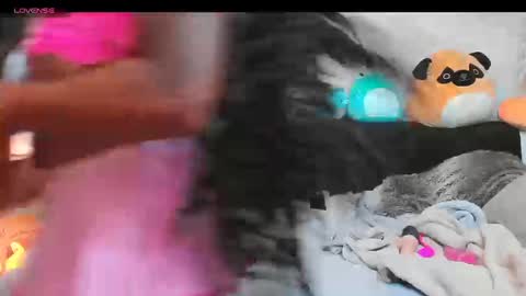 Snapshot of queenofheartsfaerah chatting on 09.10.25 QueenOfHearts online show from 09.10.25