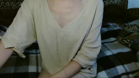 Snapshot of queenoftenderness chatting on 12.02.24 queenoftenderness online show from 12.02.24