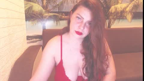 Snapshot of queenxnatasha chatting on 10.16.25 queenxnatasha online show from 10.16.25