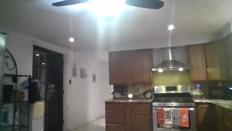 Snapshot of rachyyymarie93 chatting on 09.29.25 Rachyyyy online show from 09.29.25