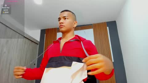 Snapshot of rafa_cruz chatting on 03.05.25 rafa_cruz online show from 03.05.25