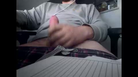 Snapshot of raffael150601 chatting on 11.08.25 raffael150601 online show from 11.08.25