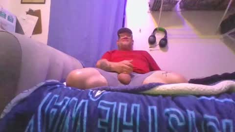 Snapshot of rage_breakers chatting on 12.05.24 rage_breakers online show from 12.05.24