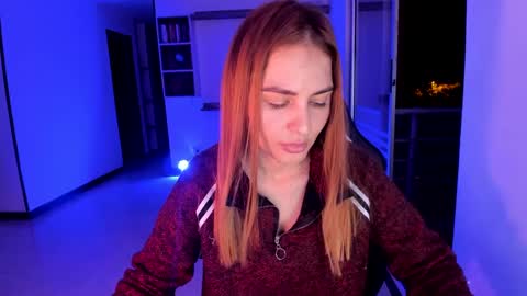 Jennyindependent model . online show from 12.16.24