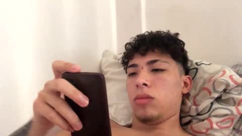 ramiroo2312 online show from 02.19.25