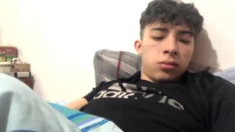 ramiroo2312 online show from 10.27.25